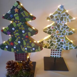 Workshop kerstboom van mozaïek maken